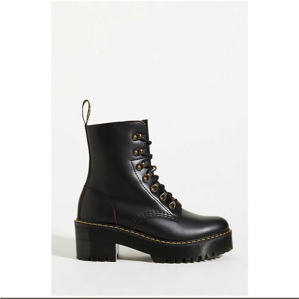 Dr.Marten Leona Platform Boots